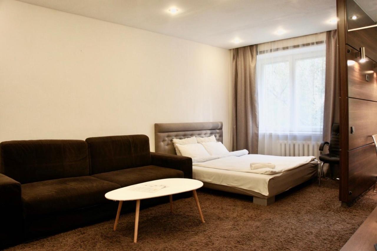 Central Apartment Nemiga Minsk Ngoại thất bức ảnh